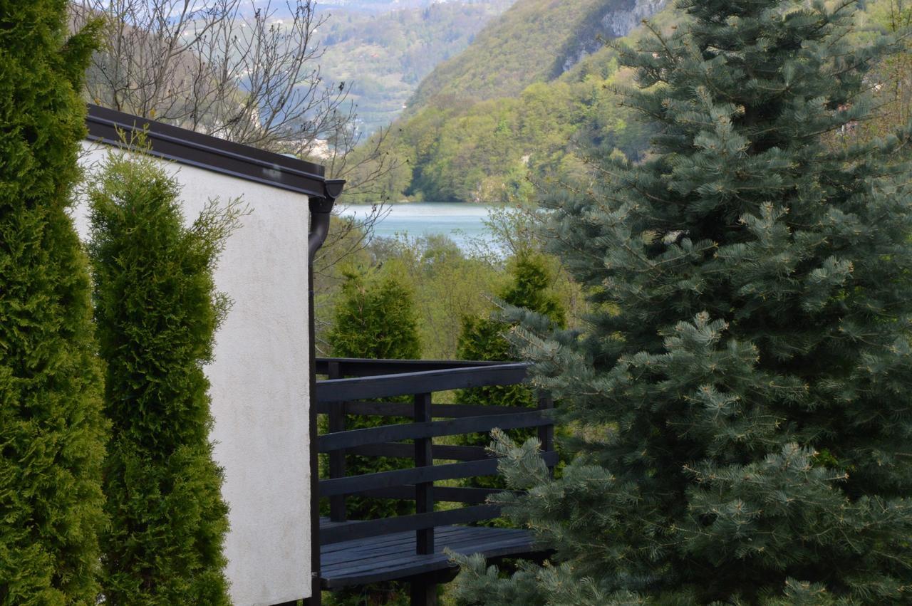 Bungalows Plivsko Jezero Jajce Eksteriør billede