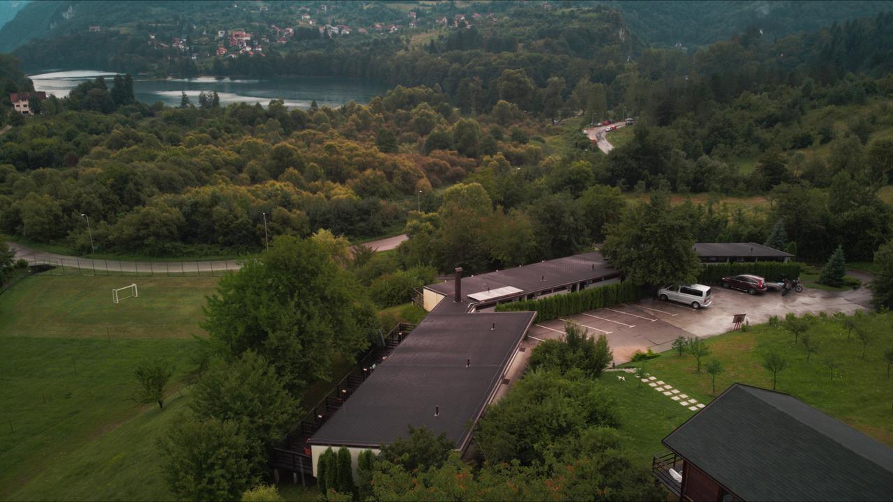 Bungalows Plivsko Jezero Jajce Eksteriør billede